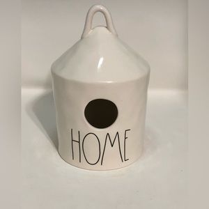 Rae Dunn Ceramic Home Poinsettia Birdhouse